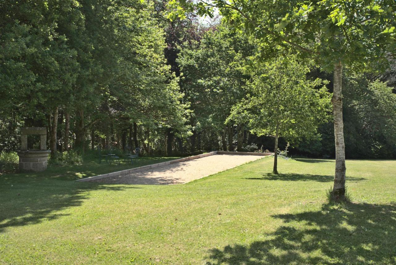 Manoir De Kerguestenen Gestel Bagian luar foto